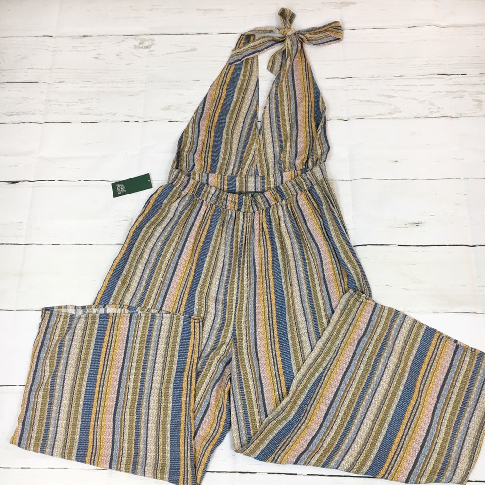 Striped Sleeveless Deep V-Neck Halter Jumpsuit - Picture 4 of 7